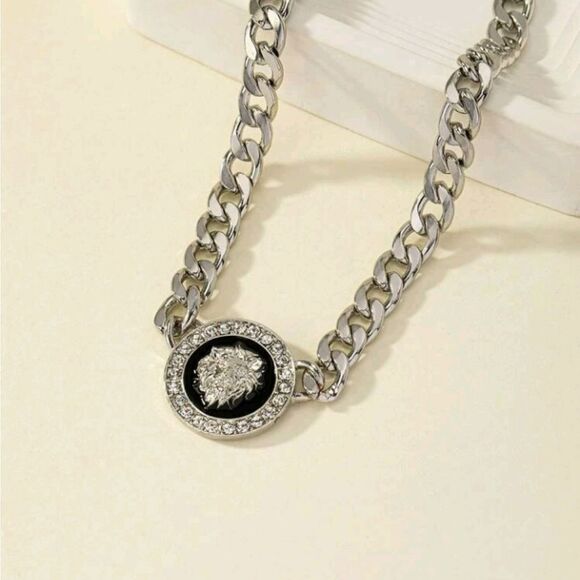 Silver Black Lion Head Chain Link Necklace - Picture 3 of 4